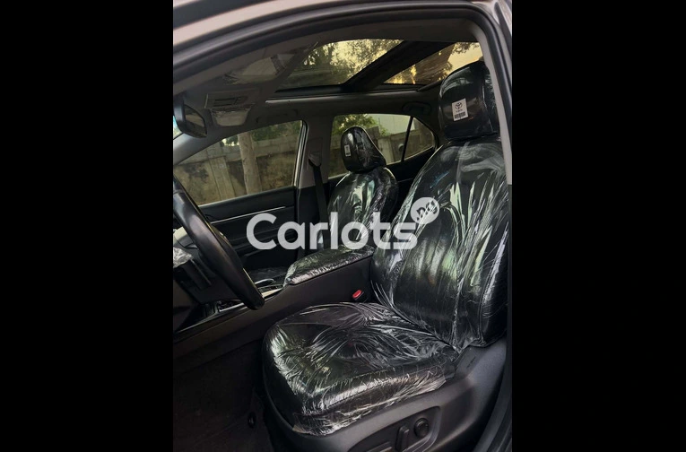 2018 TOYOTA CAMRY XSE for sale in Asokoro, FCT - photo 6 of 7