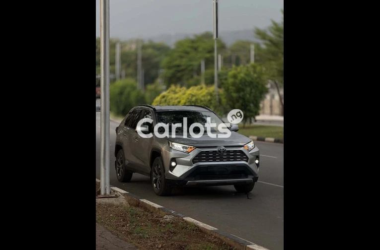 Foreign Used 2022 TOYOTA RAV4 HYBRID - 3/7