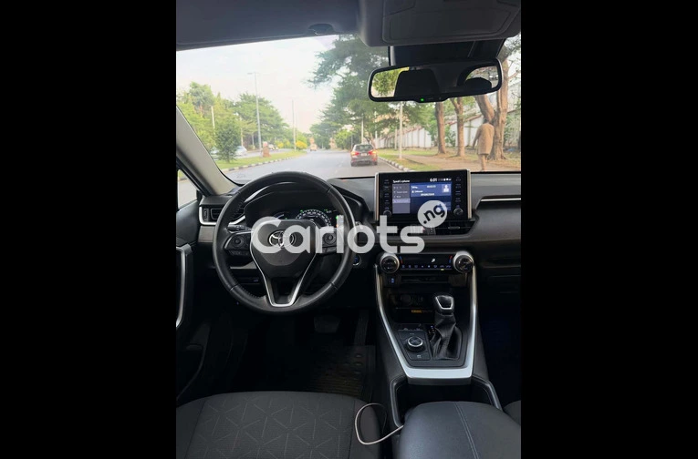 Foreign Used 2022 TOYOTA RAV4 HYBRID - 4/7