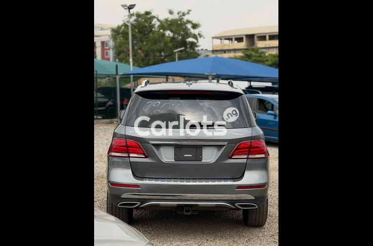 2017 MERCEDES BENZ GLE350