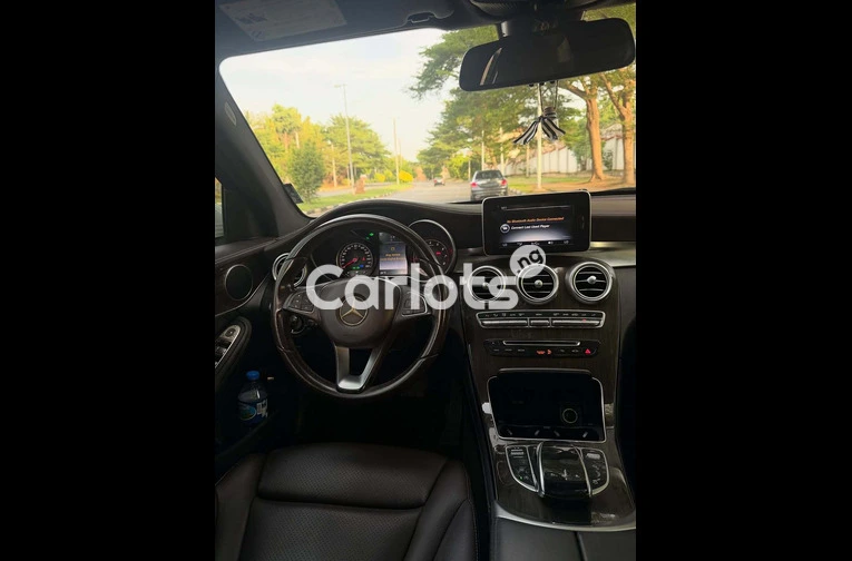 2016 Mercedes GLC 300 for sale in Asokoro, FCT - photo 4 of 7