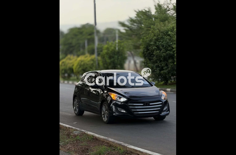 Foreign Used 2016 HYUNDAI ELANTRA GT for sale in Asokoro, Abuja - thumbnail 3