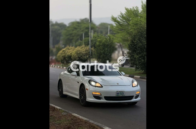 2012 PORSCHE PANAMERA - 3