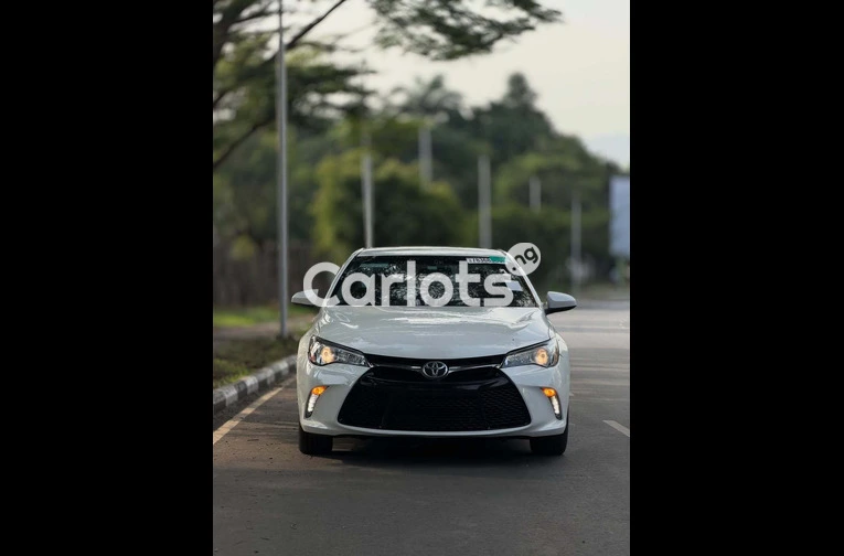 2017 TOYOTA CAMRY XSE for sale in Asokoro, FCT - photo 2 of 7