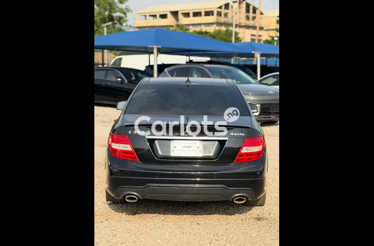 Foreign Used 2012 Mercedes Benz C350 - 1/6