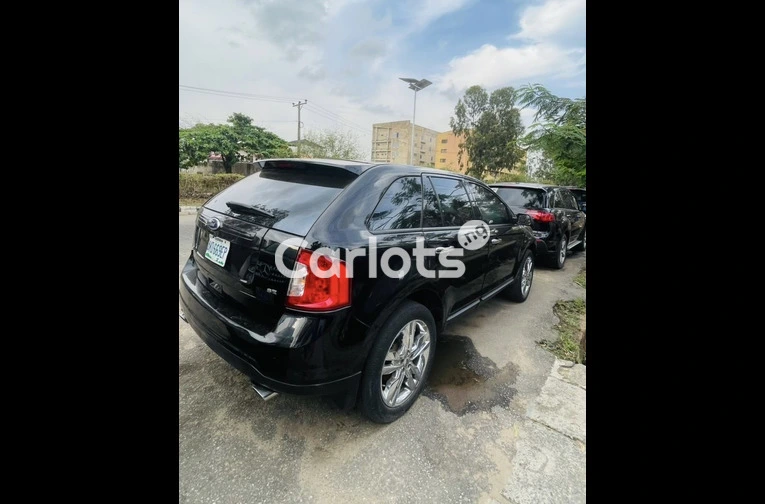 Nigerian Used 2013 Ford Edge Limited edition for sale in Ikeja, Lagos - thumbnail 5