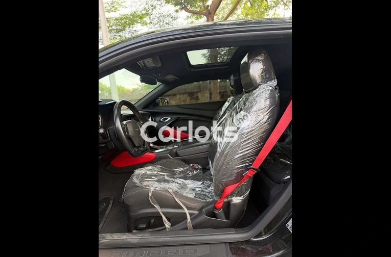 Foreign Used 2021 CHEVROLET CAMARO RS for sale in Asokoro, Abuja - thumbnail 6