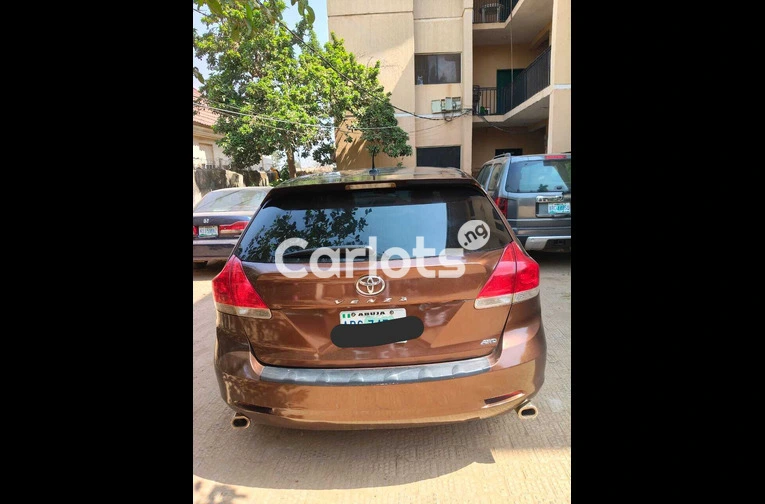 2012 Toyota Venza for sale in Abuja, FCT - photo 2 of 5