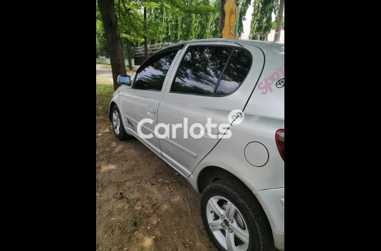 Nigerian Used 2006 Toyota Yaris for sale in Abuja, FCT - thumbnail 2