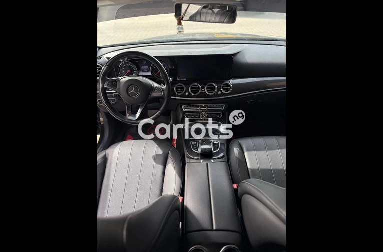 Locally used 2018 MERCEDES BENZ E300 - 3