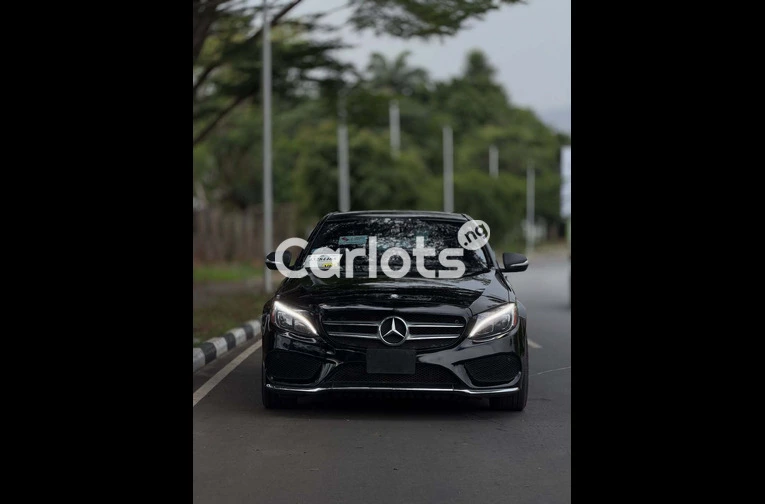 Foreign Used 2015 MERCEDES-BENZ C300 for sale in Asokoro, FCT - thumbnail 2
