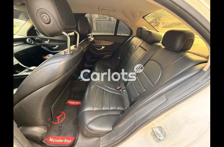 Nigerian Used 2016 MERCEDES BENZ C300 for sale in Abuja, FCT - thumbnail 5
