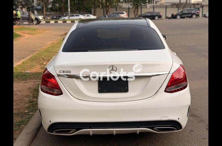 Nigerian Used 2016 MERCEDES BENZ C300 for sale in Abuja, FCT - photo 7 of 7