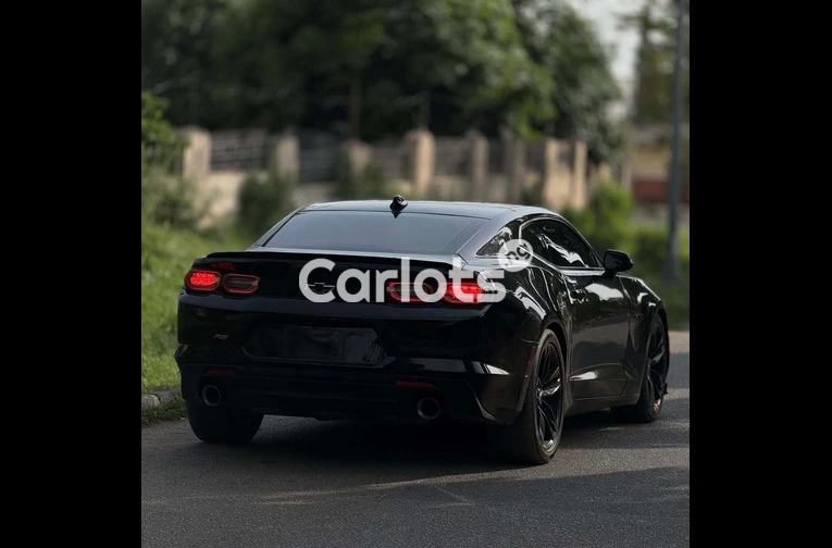 Nigerian Used 2020 CHEVROLET CAMARO RS for sale in Abuja, FCT - thumbnail 6