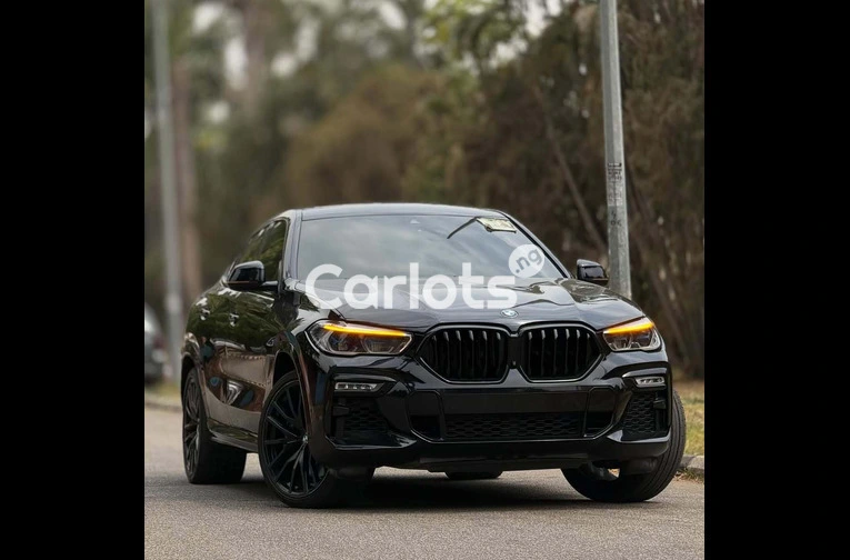 FOREIGN USED 2021 BMW X6 M50i