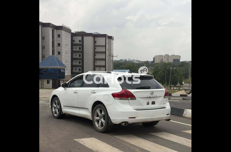 2011 KEYLESS TOYOTA VENZA for sale in Abuja, FCT - photo 7 of 7