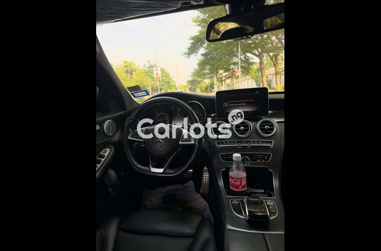 Foreign Used 2015 MERCEDES-BENZ C400 for sale in Asokoro, Abuja - thumbnail 4
