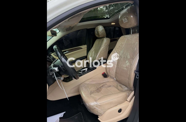 Clean 2017 MERCEDES-BENZ GLE43 COUPE - 6/7