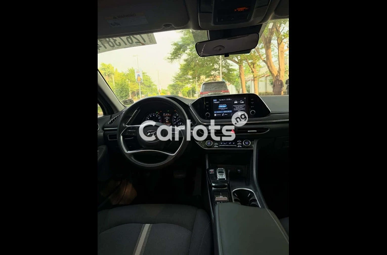 Sharp 2021 HYUNDAI SONATA - 4