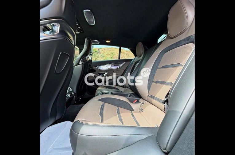 FOREIGN USED 2019 MERCEDES BENZ GT63s COUPE for sale in Abuja, FCT - thumbnail 5