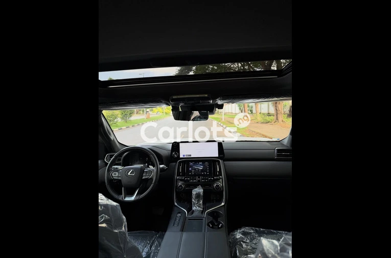 BRAND NEW 2025 LEXUS LX600 for sale in Asokoro, FCT - thumbnail 6