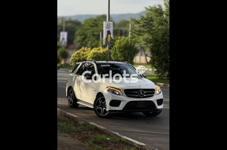 Foreign Used 2018 MERCEDES-BENZ GLE43 AMG for sale in Asokoro, FCT - thumbnail 4