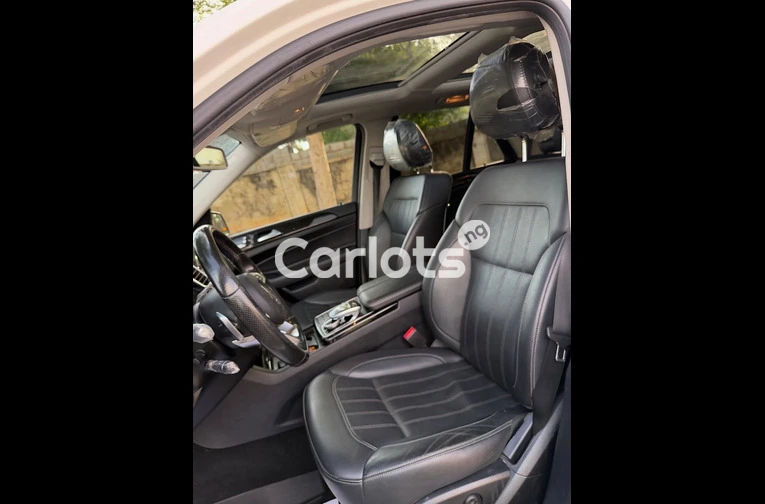 Foreign Used 2018 MERCEDES-BENZ GLE43 AMG for sale in Asokoro, FCT - thumbnail 7