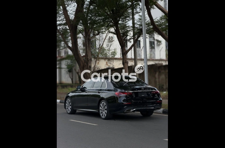 Foreign Used 2022 MERCEDES-BENZ E350 for sale in Asokoro, FCT - photo 6 of 7