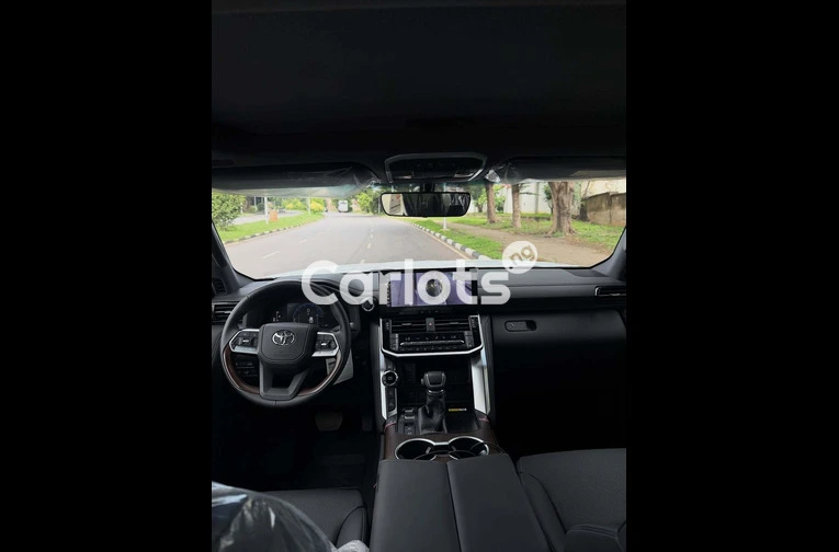 Brand New 2026 Toyota Land Cruiser - 5/7