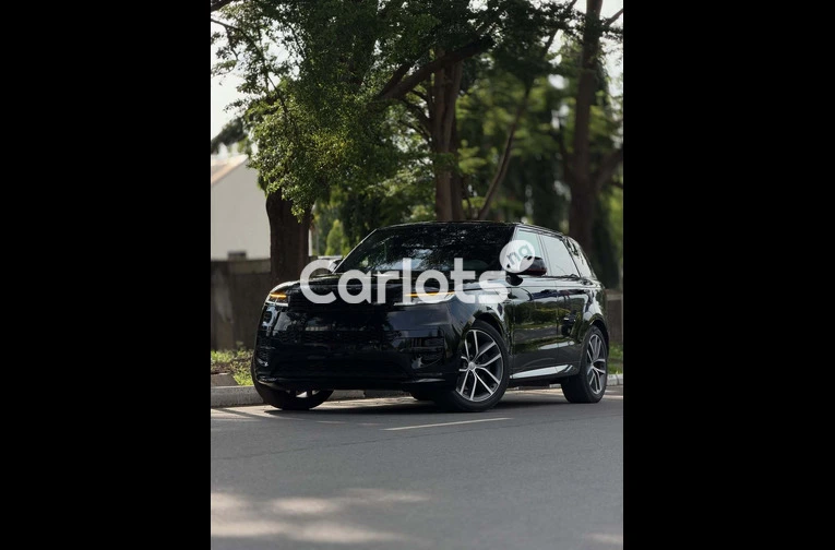 2023 Range Rover Sport - 1/7