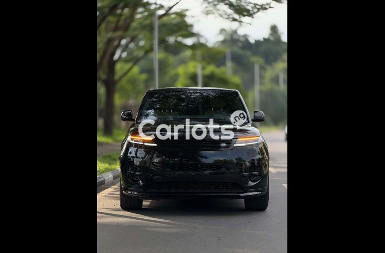 2023 Range Rover Sport - 2/7