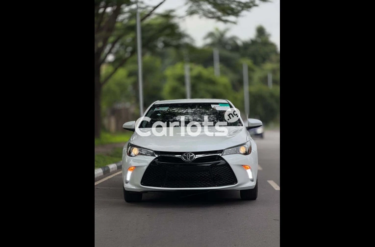 2017 Toyota Camry SE for sale in Asokoro, FCT - photo 2 of 7