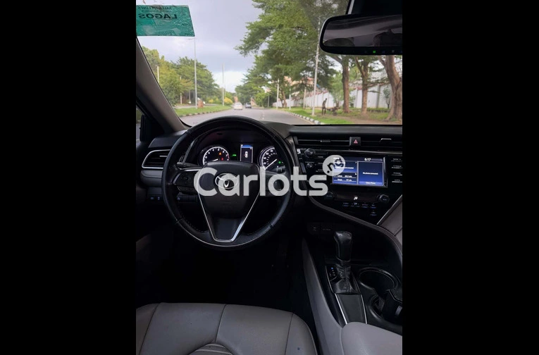 2018 Toyota Camry SE for sale in Asokoro, FCT - thumbnail 4