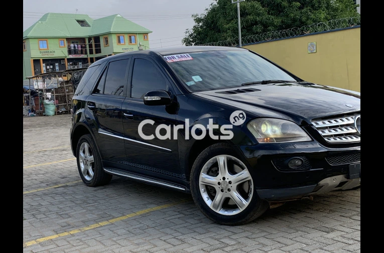 2010 Mercedes Benz ML500