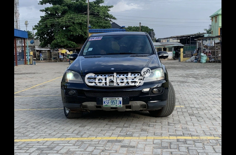 2010 Mercedes Benz ML500 for sale in Abule Egba, Lagos - photo 6 of 7