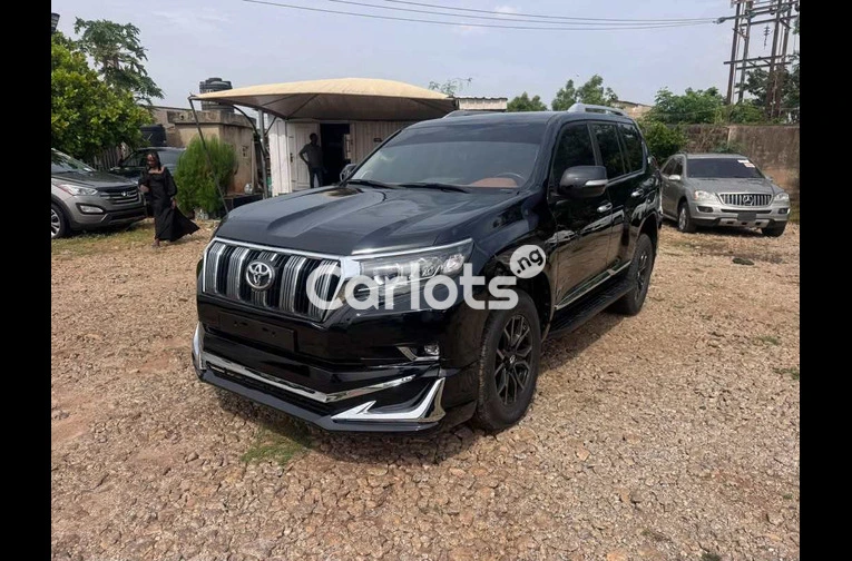 2023 UPGRADED TOYOTA LAND CRUISER PRADO for sale in Kaduna - photo 2 of 7