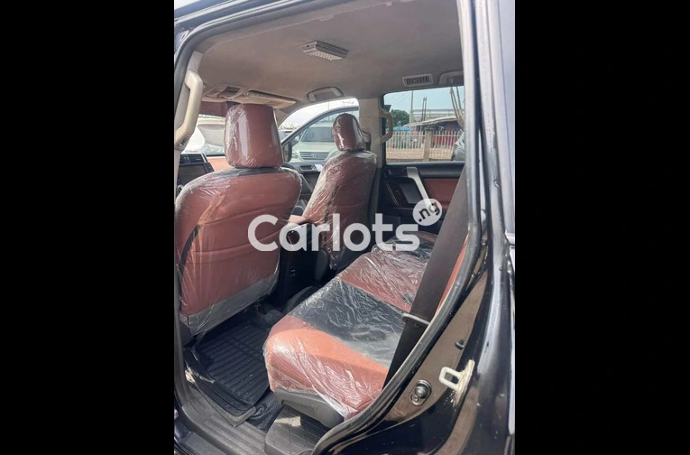 2023 UPGRADED TOYOTA LAND CRUISER PRADO - 5/7