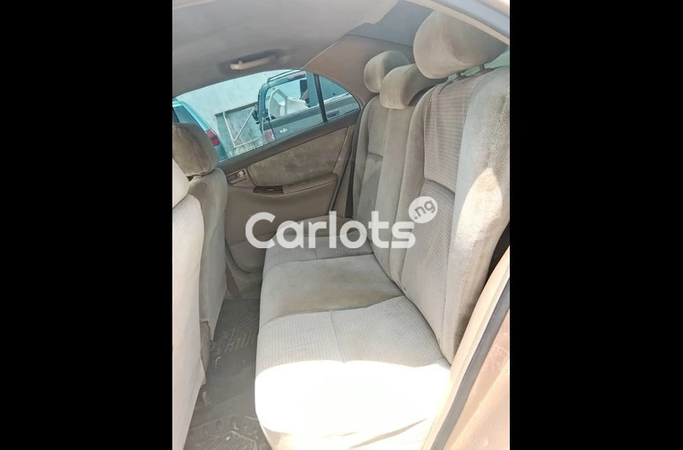 TOKS STANDARD 2005 TOYOTA COROLLA LE - 4/7
