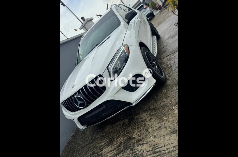 FOREIGN USED 2018 MERCEDES BENZ GLE350 HIGH SPECIFICATION for sale in Amuwo Odofin