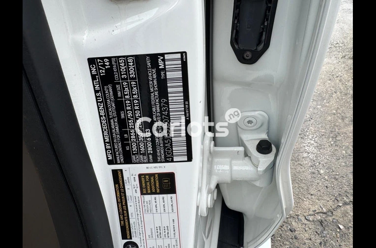 FOREIGN USED 2018 MERCEDES BENZ GLE350 HIGH SPECIFICATION for sale in Amuwo Odofin, Lagos - thumbnail 5