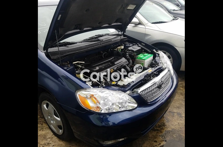 2004 TOYOTA COROLLA LE - 4/4