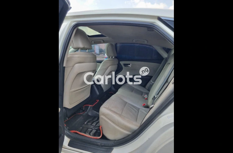 Registered Toyota Avalon XLE 2018 Model - 3/7
