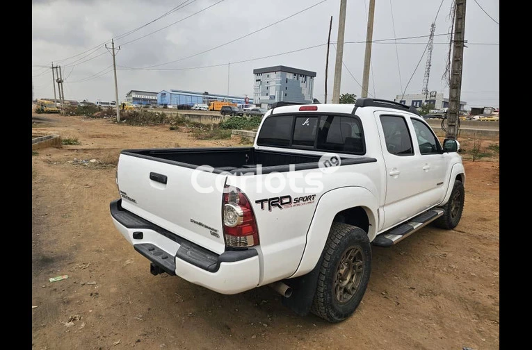 FOREIGN USED 2015 TOYOTA TACOMA PRE-RUNNER TRD SPORT - 6/7
