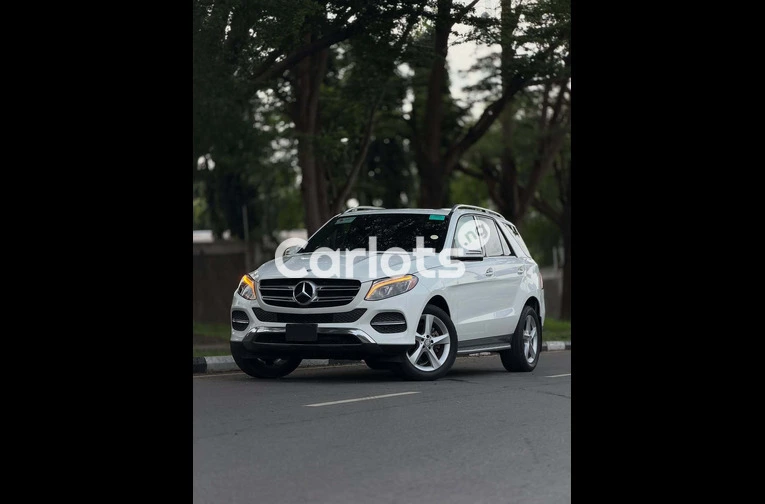 Foreign Used 2017 Mercedes GLE350 - 1/7