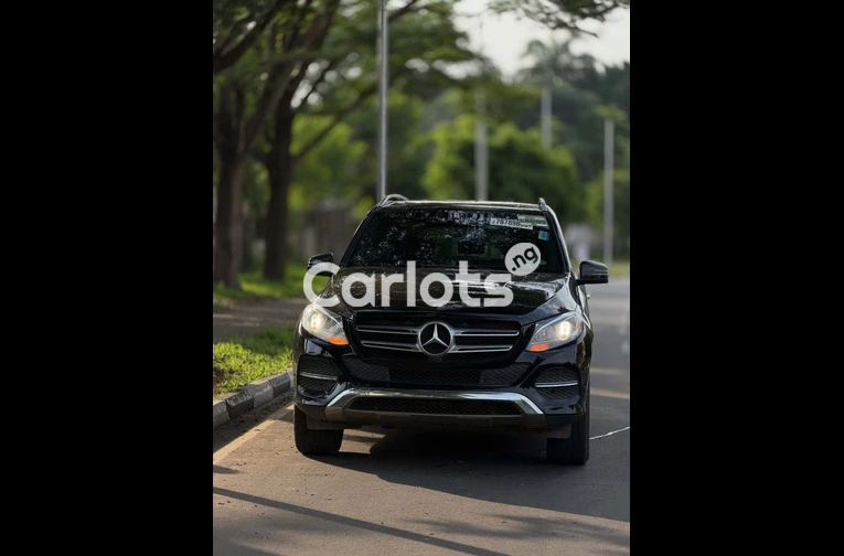 Foreign Used 2018 Mercedes Benz GLE350 for sale in Asokoro, FCT - photo 2 of 7