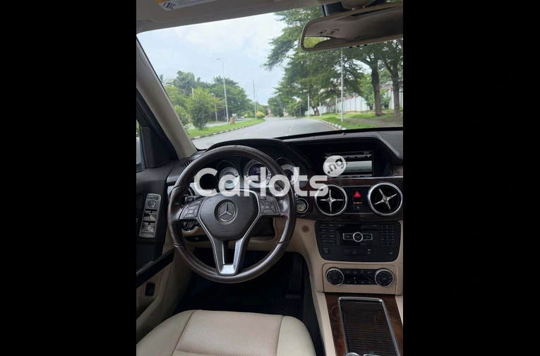2013 Mercedes Benz GLK350 for sale in Asokoro, FCT - photo 4 of 7