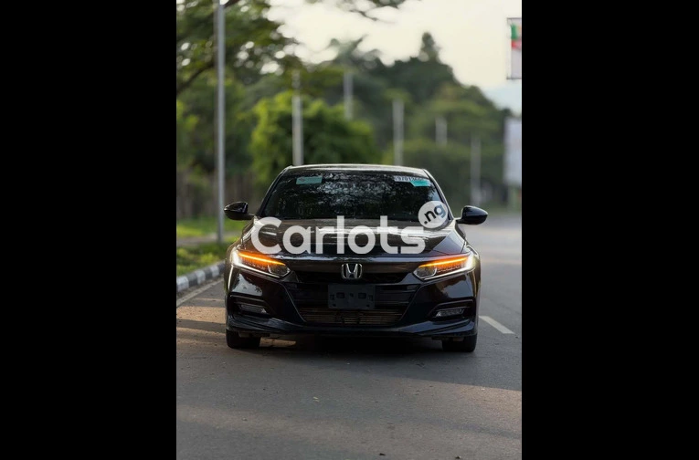 2020 Honda Accord Sport - 2/7