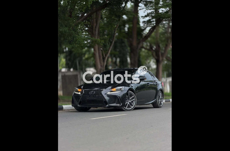 2018 Lexus IS300 F-Sport - 1/7