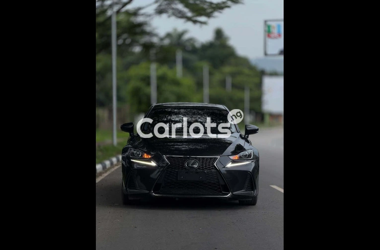 2018 Lexus IS300 F-Sport for sale in Asokoro, FCT - photo 2 of 7