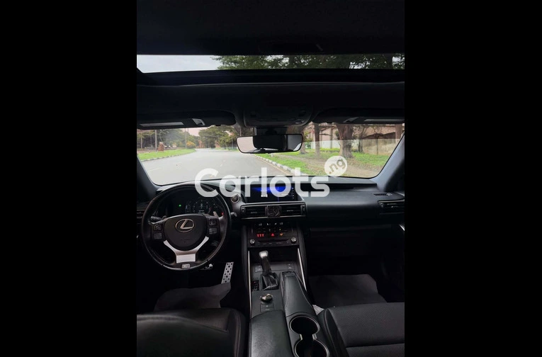 2018 Lexus IS300 F-Sport for sale in Asokoro, FCT - thumbnail 5